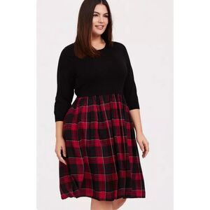 Torrid NWT size 1X dress - Black and Red plaid dress